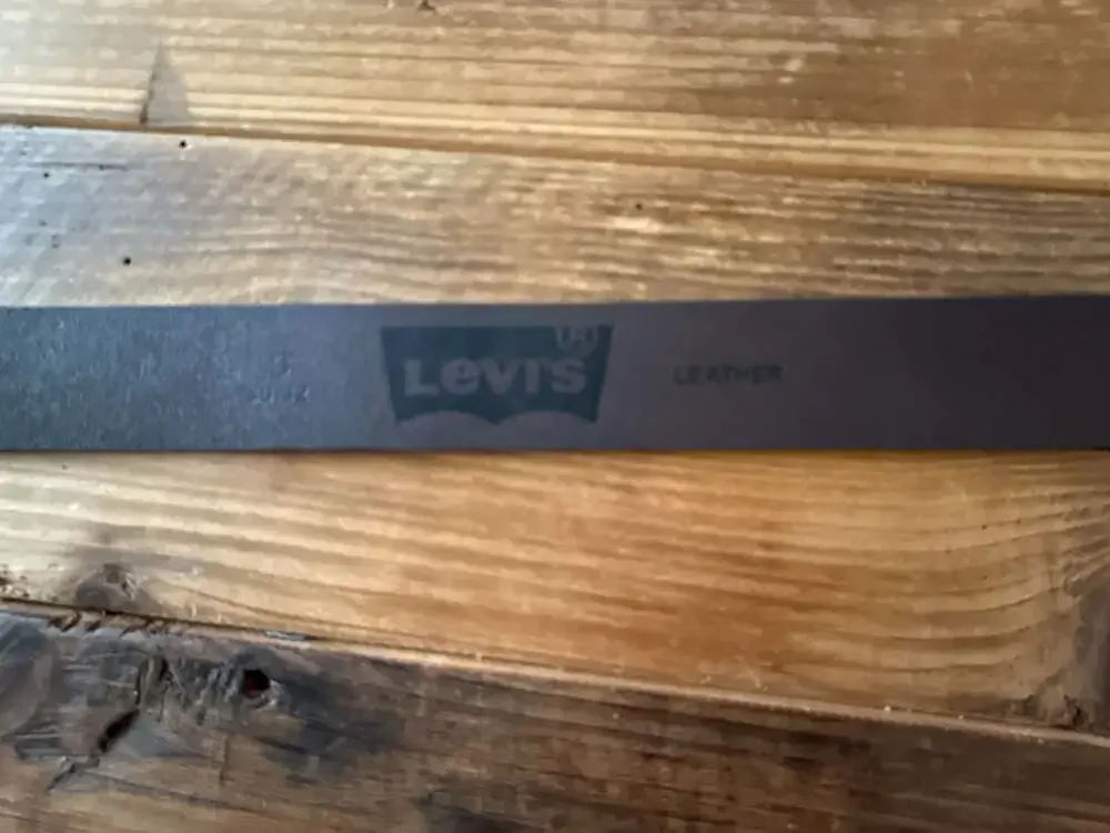 Levi's Men's Brown Leather Casual Belt Size SM